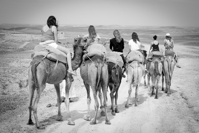 girls_in_agafay-3